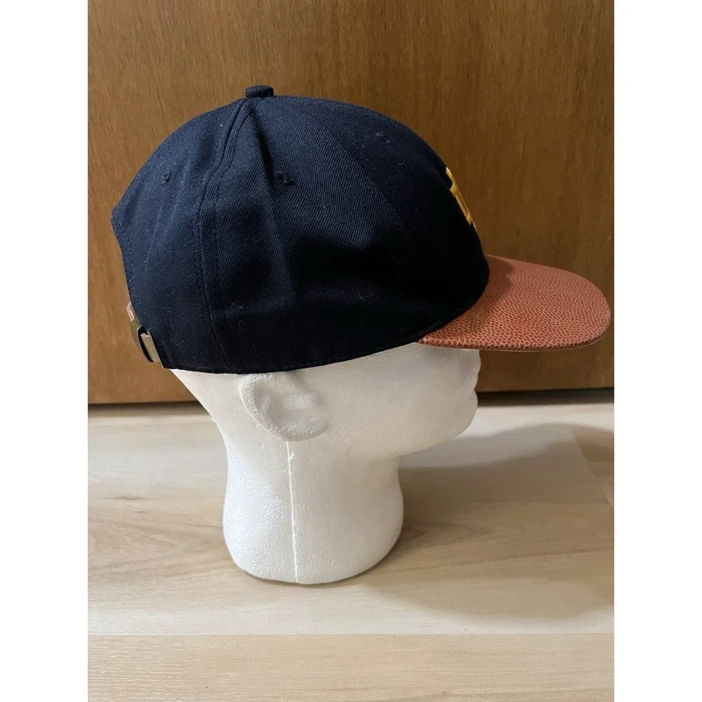 Notre Dame Fighting Irish Faux‎ Leather Strap Hat Made In USA Classic Sportswear